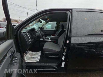 2023 Ram 1500 Classic SLT Crew Cab Short Bed - miniatura 6