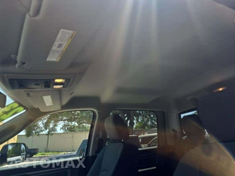 2023 Ram 1500 Classic SLT Crew Cab Short Bed - miniatura 11