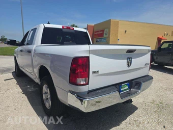 2023 Ram 1500 Classic SLT Crew Cab Short Bed - miniatura 2
