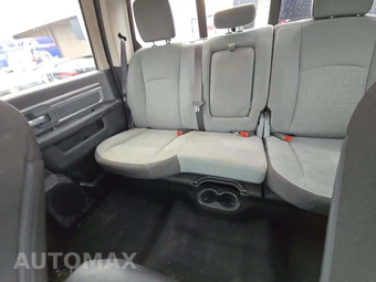 2023 Ram 1500 Classic SLT Crew Cab Short Bed - miniatura 21