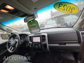 2023 Ram 1500 Classic SLT Crew Cab Short Bed - miniatura 16