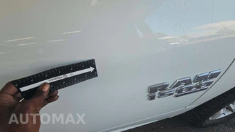 2023 Ram 1500 Classic SLT Crew Cab Short Bed - miniatura 21