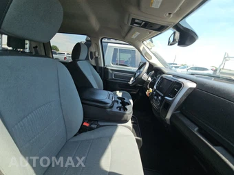 2023 Ram 1500 Classic SLT Crew Cab Short Bed - miniatura 8