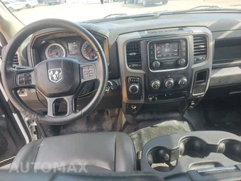 2023 Ram 1500 Classic Tradesman Crew Cab Medium Bed - miniatura 11