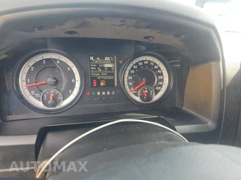 2023 Ram 1500 Classic Tradesman Crew Cab Medium Bed - miniatura 12