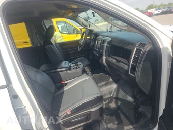 2023 Ram 1500 Classic Tradesman Crew Cab Medium Bed - miniatura 8