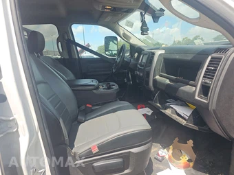 2023 Ram 1500 Classic Tradesman Crew Cab Medium Bed - miniatura 8