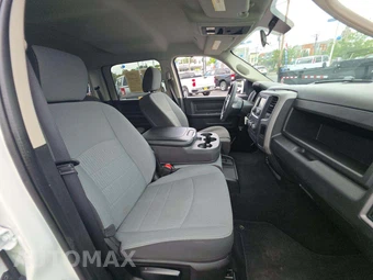 2023 Ram 1500 Classic Tradesman Crew Cab Medium Bed - miniatura 18