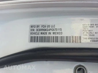 2023 Ram 1500 Classic Tradesman Crew Cab Short Bed - miniatura 14