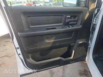 2023 Ram 1500 Classic Tradesman Crew Cab Short Bed - miniatura 9