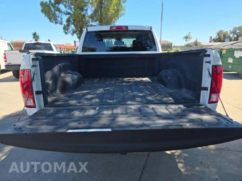 2023 Ram 1500 Classic Tradesman Extended Cab Medium Bed – miniatura 11