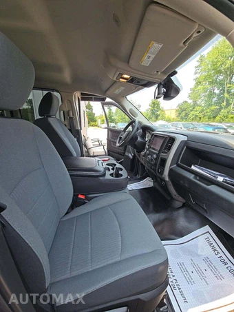 2023 Ram 1500 Classic Tradesman Extended Cab Medium Bed - miniatura 18