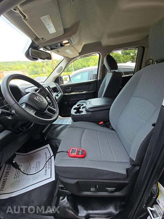 2023 Ram 1500 Classic Tradesman Extended Cab Medium Bed - miniatura 6