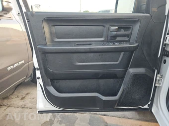 2023 Ram 1500 Classic Tradesman Extended Cab Medium Bed - miniatura 9
