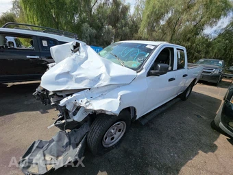 2023 Ram 1500 Classic Tradesman Extended Cab Medium Bed - samochód z USA z aukcji Manheim, oferta Kup Teraz w AUTOMAX