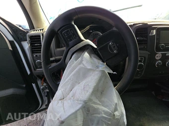2023 Ram 1500 Classic Tradesman Extended Cab Medium Bed - miniatura 10