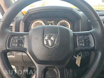 2023 Ram 1500 Classic Tradesman Extended Cab Medium Bed - miniatura 10