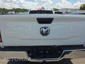 2023 Ram 1500 Classic Tradesman Regular Cab Long Bed – miniatura 15