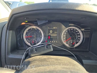 2023 Ram 1500 Classic Tradesman Regular Cab Long Bed – miniatura 12