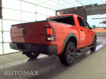 2023 Ram 1500 Classic Warlock Crew Cab Short Bed - miniatura 4