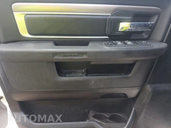 2023 Ram 1500 Classic Warlock Crew Cab Short Bed - miniatura 9