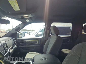 2023 Ram 1500 Classic Warlock Crew Cab Short Bed - miniatura 14