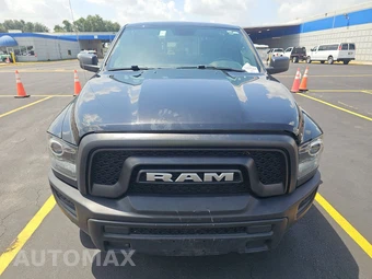 2023 Ram 1500 Classic Warlock Crew Cab Short Bed - miniatura 2