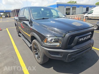 2023 Ram 1500 Classic Warlock Crew Cab Short Bed - miniatura 3