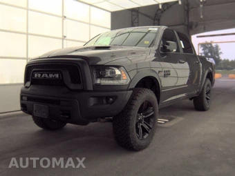 2023 Ram 1500 Classic Warlock Crew Cab Short Bed - samochód z USA z aukcji Manheim, oferta Kup Teraz w AUTOMAX