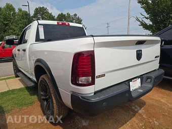 2023 Ram 1500 Classic Warlock Extended Cab Medium Bed - miniatura 2