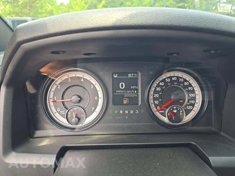 2023 Ram 1500 Classic Warlock Extended Cab Medium Bed - miniatura 9