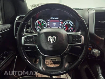 2023 Ram 1500 Laramie Crew Cab Extra Short Bed - miniatura 11