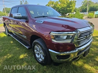 2023 Ram 1500 Laramie Crew Cab Medium Bed - miniatura 3