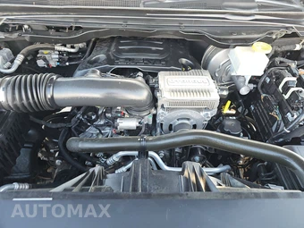 2023 Ram 1500 Laramie Crew Cab Medium Bed - miniatura 15