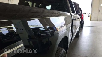 2023 Ram 1500 Laramie Crew Cab Medium Bed - miniatura 23