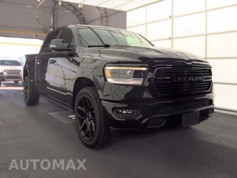 2023 Ram 1500 Laramie Crew Cab Medium Bed - miniatura 3