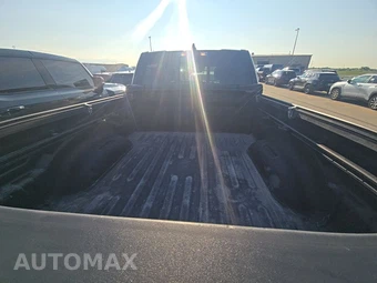 2023 Ram 1500 Laramie Crew Cab Medium Bed - miniatura 16