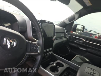 2023 Ram 1500 Laramie Crew Cab Medium Bed - miniatura 11