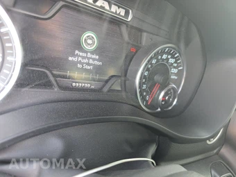2023 Ram 1500 Laramie Crew Cab Medium Bed - miniatura 12