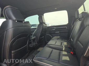2023 Ram 1500 Laramie Crew Cab Medium Bed - miniatura 13