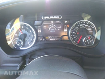 2023 Ram 1500 Laramie Crew Cab Medium Bed - miniatura 18