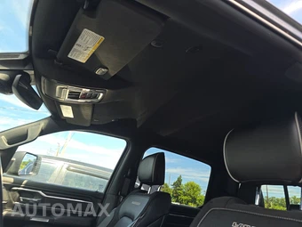 2023 Ram 1500 Laramie Crew Cab Medium Bed - miniatura 18