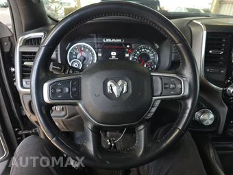 2023 Ram 1500 Laramie Crew Cab Medium Bed - miniatura 10