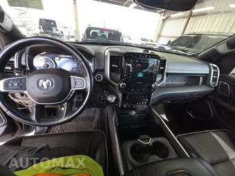 2023 Ram 1500 Laramie Crew Cab Medium Bed - miniatura 11