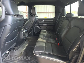 2023 Ram 1500 Laramie Crew Cab Medium Bed - miniatura 13
