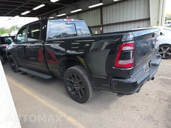 2023 Ram 1500 Laramie Crew Cab Medium Bed - miniatura 6