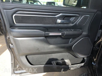 2023 Ram 1500 Laramie Crew Cab Medium Bed - miniatura 9