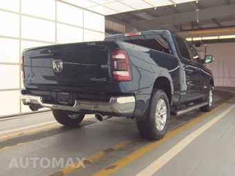 2023 Ram 1500 Laramie Crew Cab Medium Bed - miniatura 4