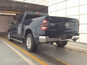 2023 Ram 1500 Laramie Crew Cab Medium Bed - miniatura 6
