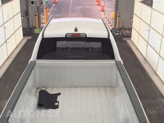 2023 Ram 1500 Laramie Crew Cab Medium Bed - miniatura 5